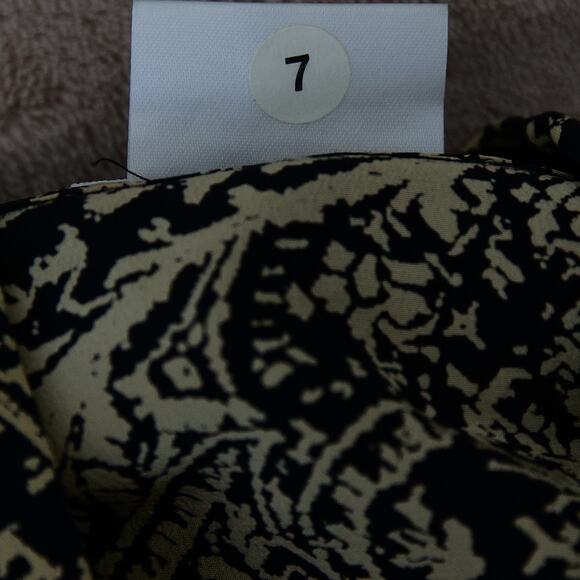 Jaeger 100% Silk Gold paisley Blouse size S - Picture 6 of 7